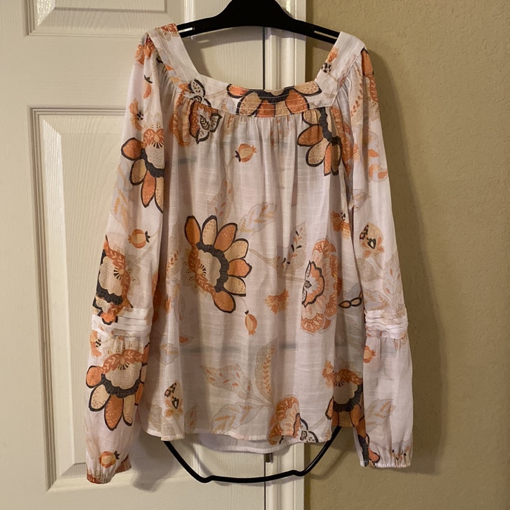 Tunic - Picture 2 of 3